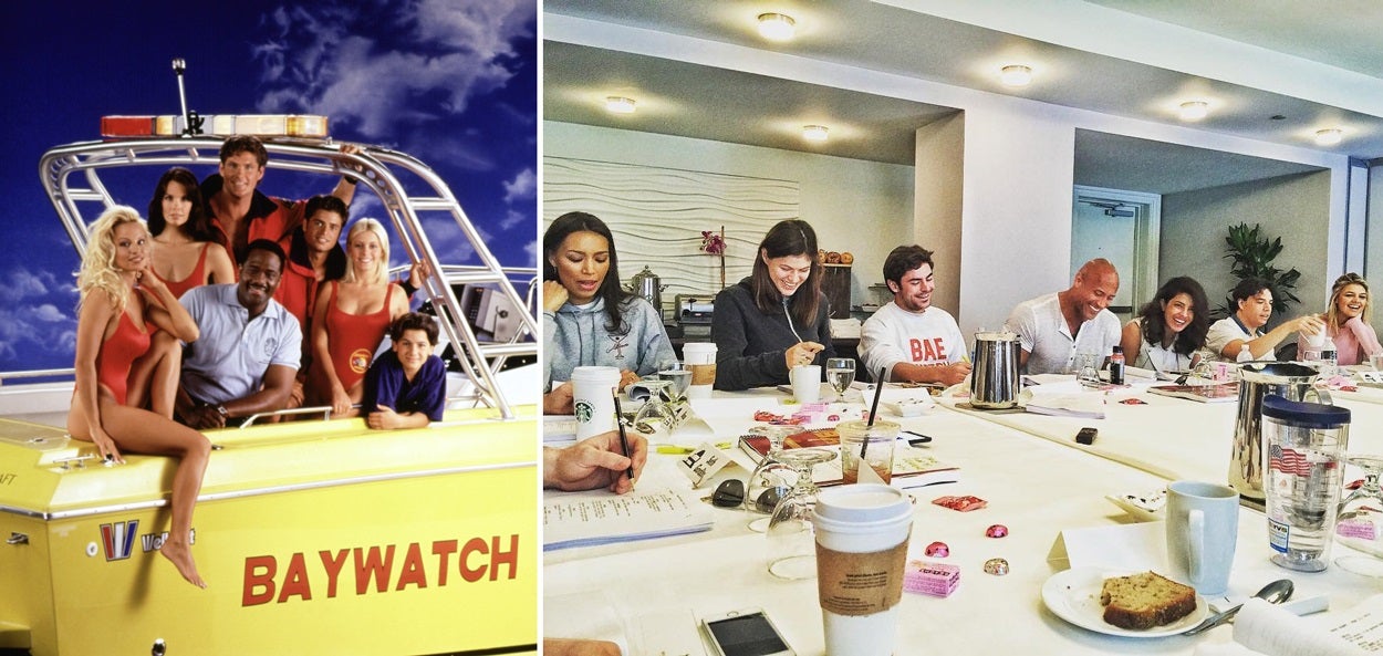 Así eran... Así serán. Uno de los primeros repartos de 'Los Vigilantes de la Playa', en una foto promocional de los años 90 y a la derecha, el nuevo casting leyendo el guión por primera vez.
