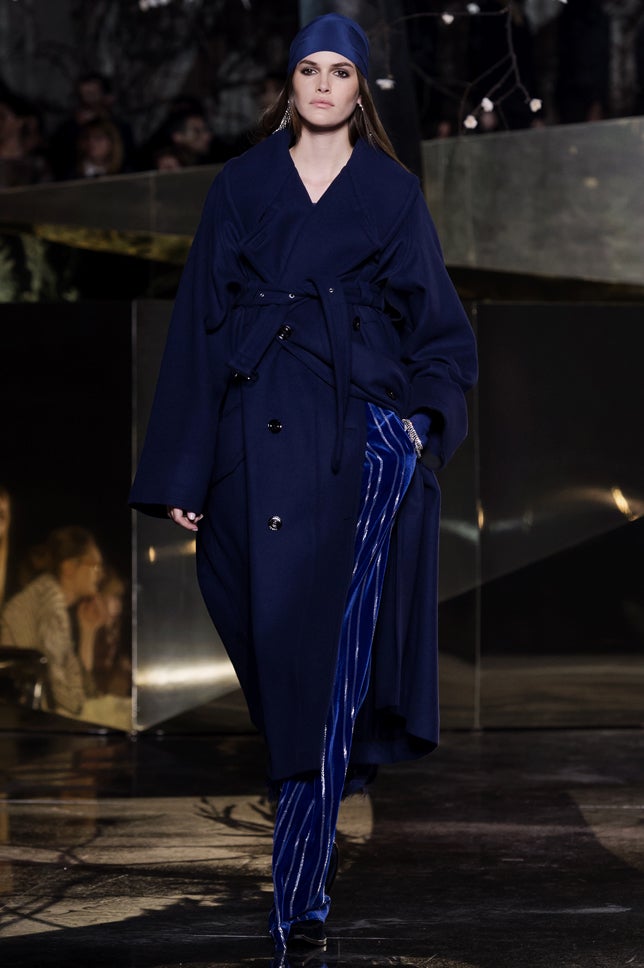 Fotos: Nuestros 20 looks favoritos del desfile de H&amp;M Studio en París