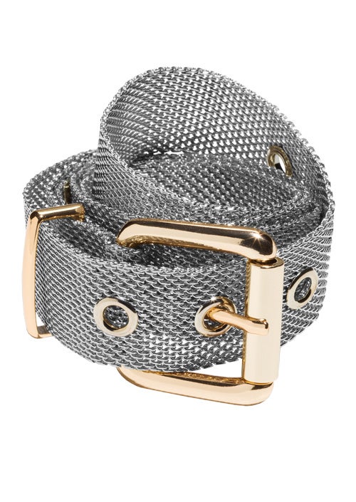 Metalizado, uno de los modelos de cinturón de la colección (Precio: 39 euros)