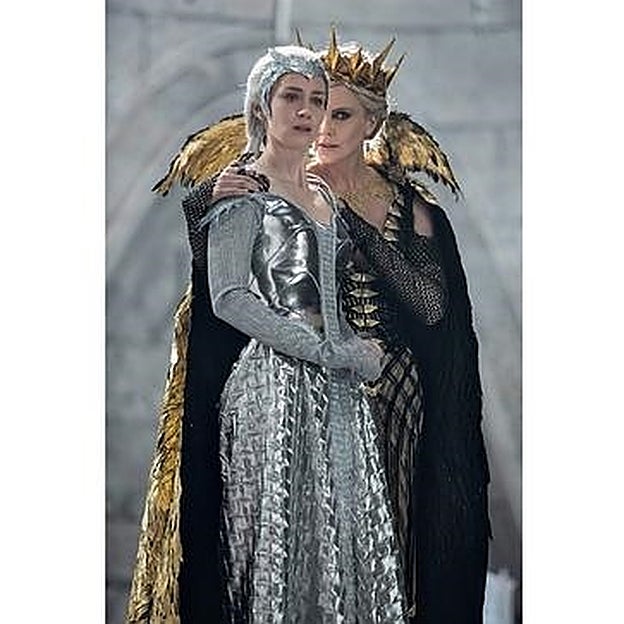 Fotograma de EL cazador y la reina de hielo