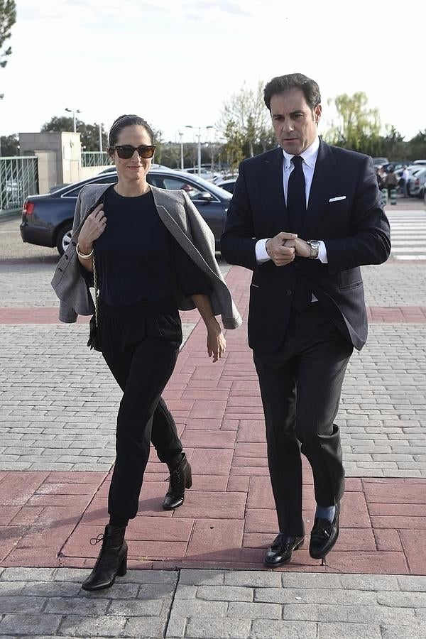 Carolina Herrera y Miguel Báez 'El Litri' arropan a Patricia Rato.