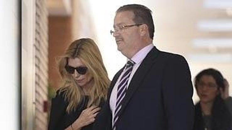 Fotos: El dolor de Patricia Rato en el funeral de su madre