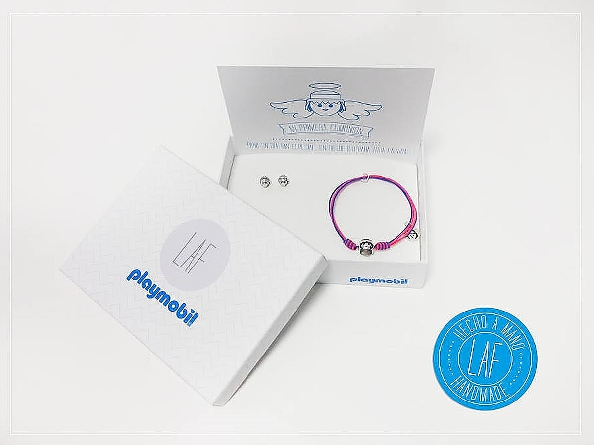 Pack 'Mi primera comunión' de la firma LAF compuesto por pendientes y pulsera para niña (Precio: 60 euros). Disponible también la versión para niños.