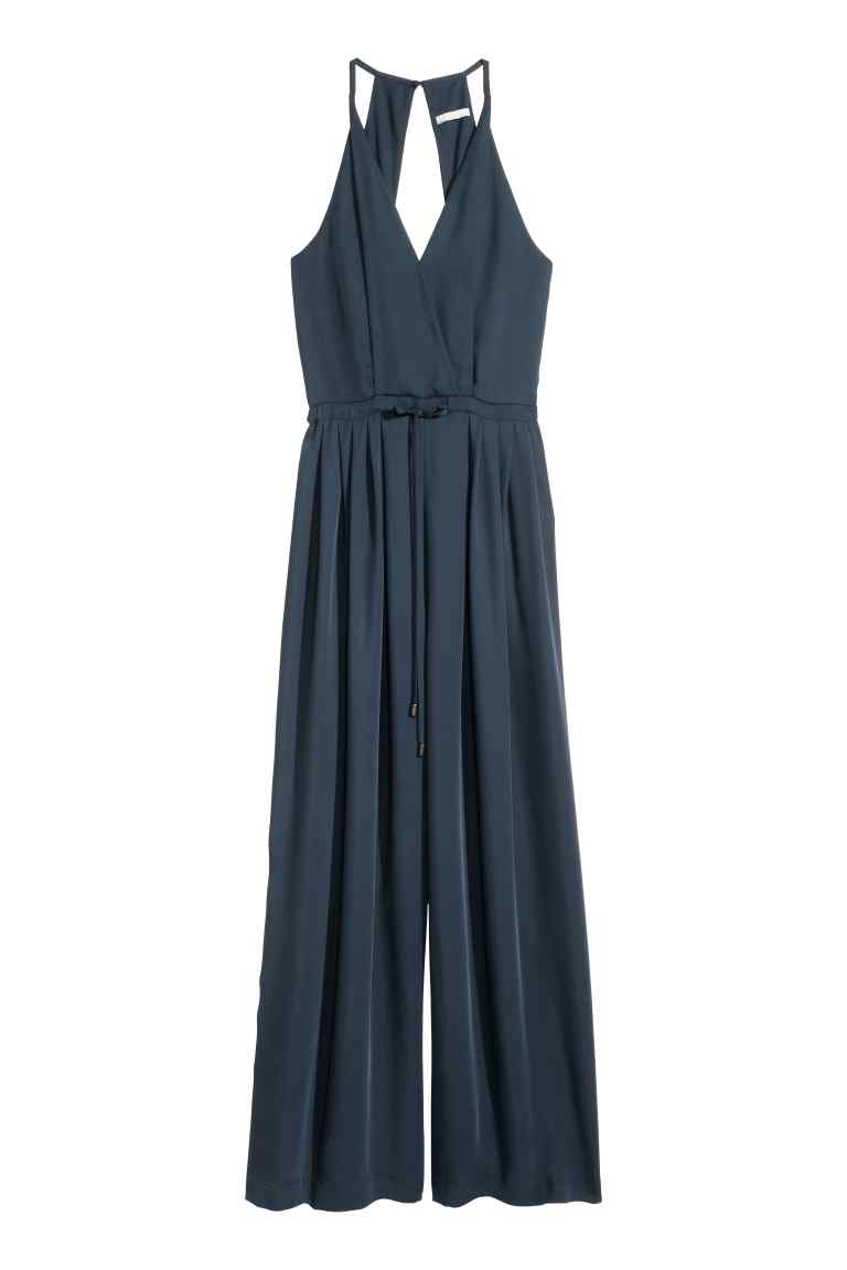 Otra de las apuestas sencillas es este modelo de H&M (Precio: 49.99 euros).