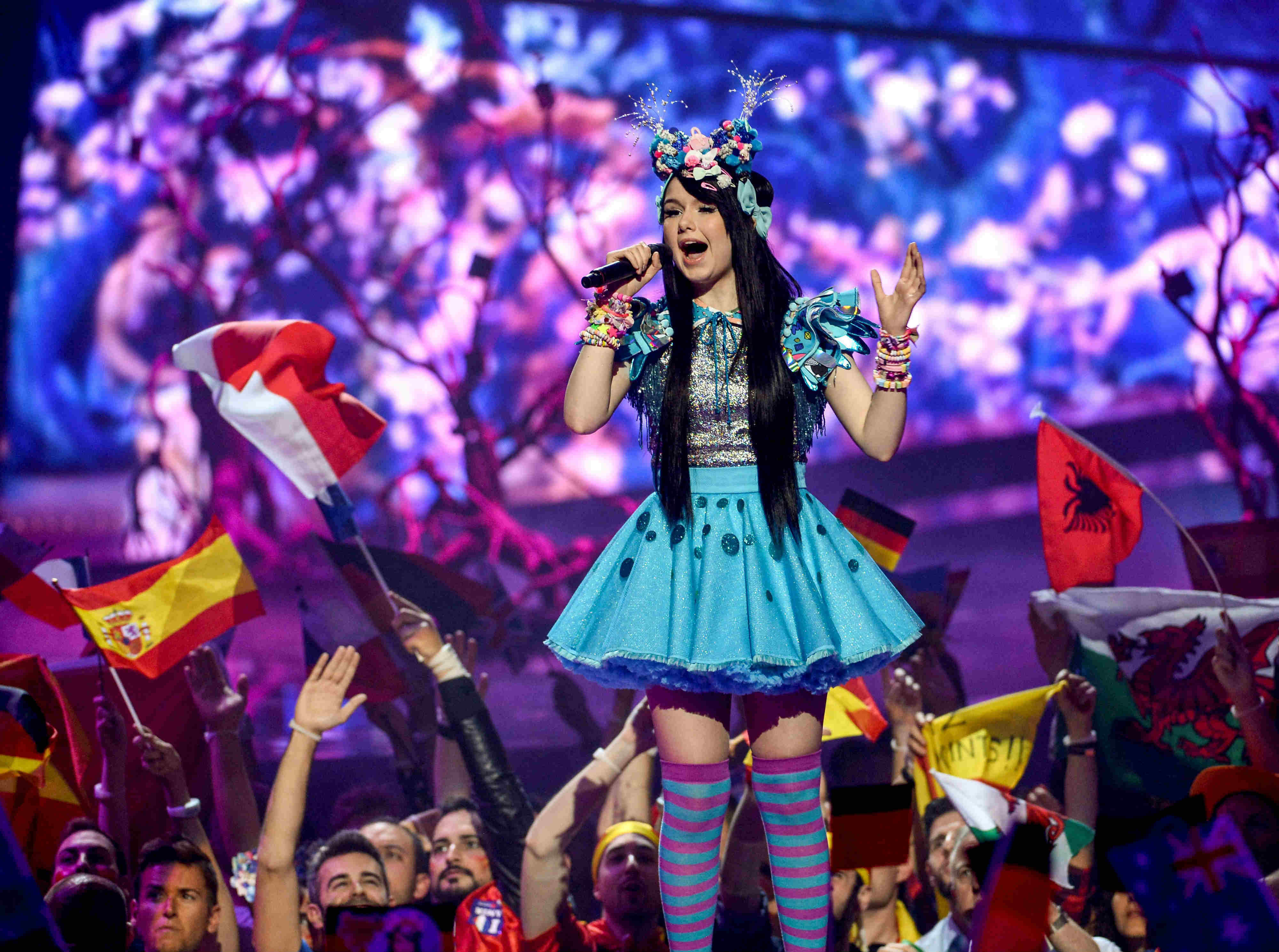 Alemania apostaba por Jamie-Lee con este vestuario tan colorido