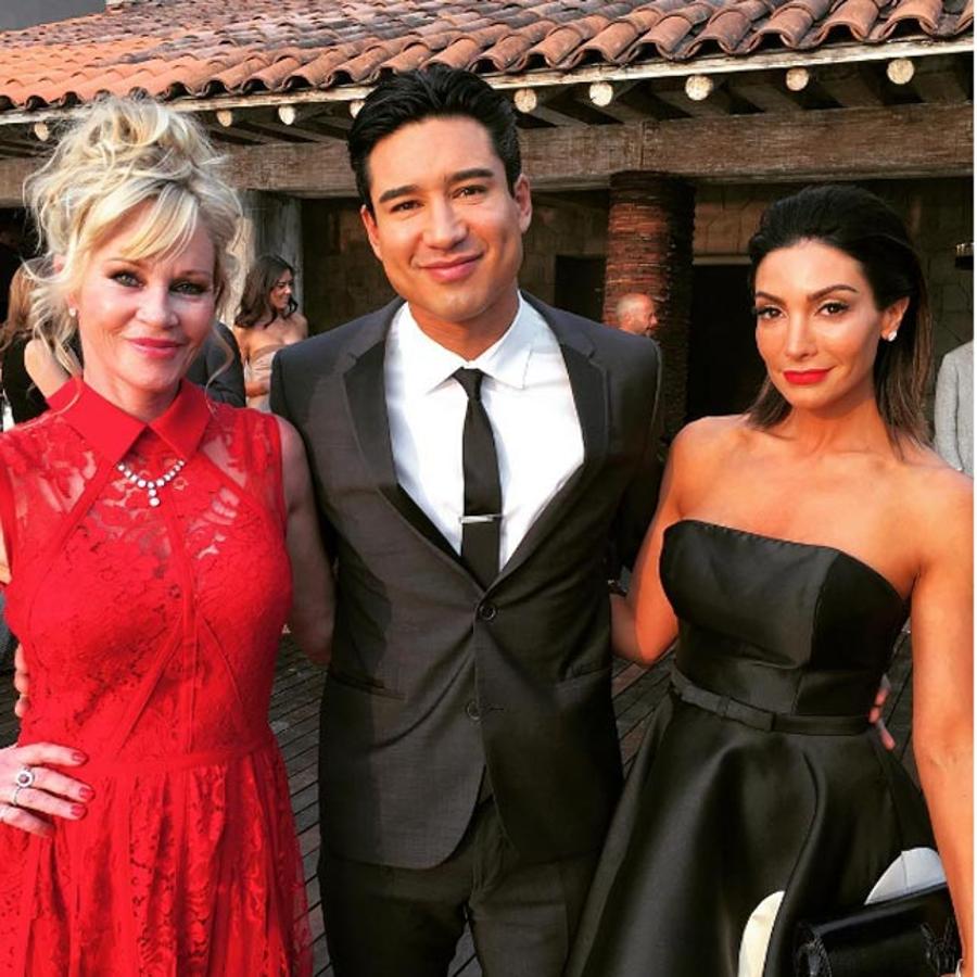 Mario López es el que más detalles del enlace, que Eva ha vendido a una revista, ha mostrado en las redes.