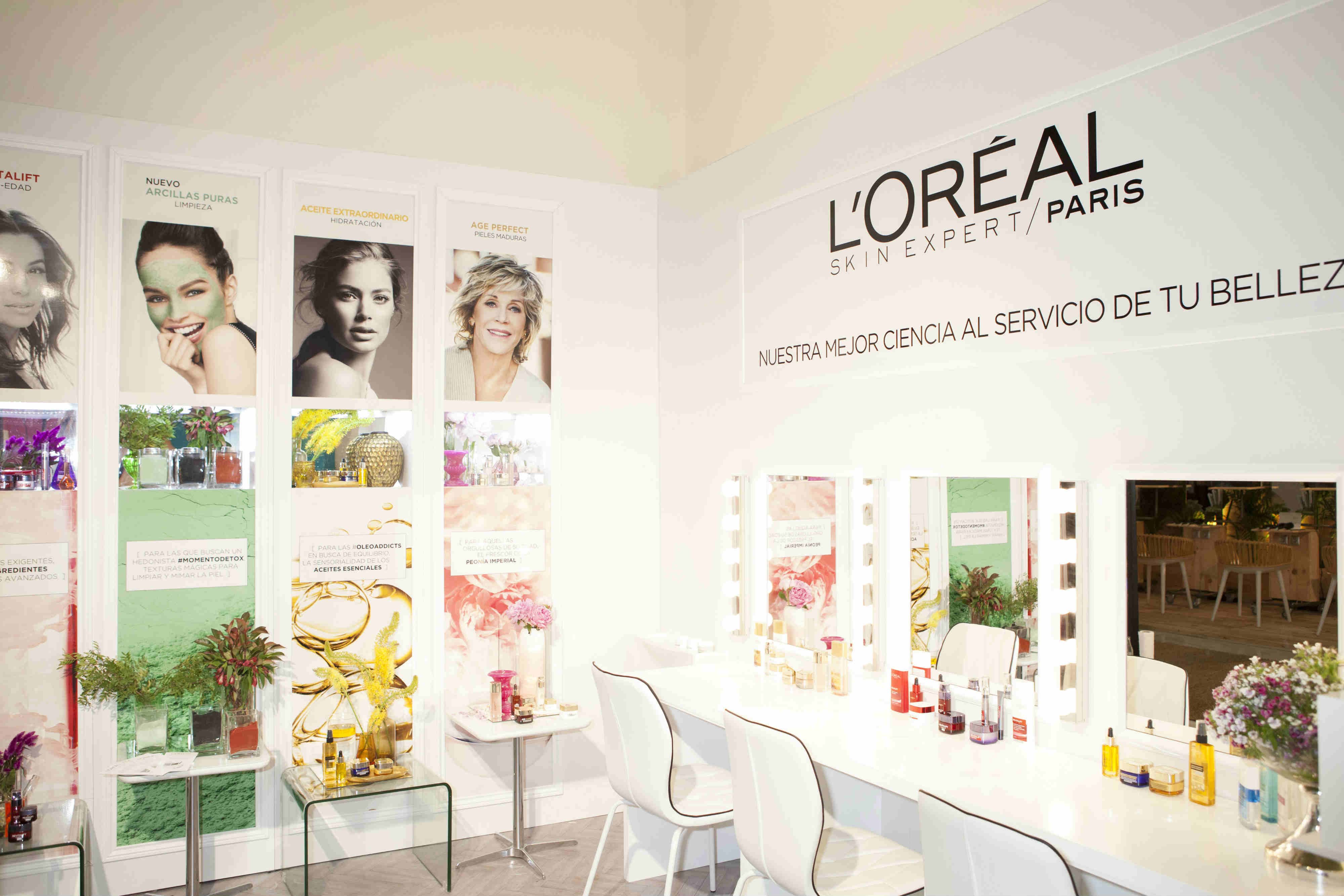 Las expertas en piel de L'Oréal Paris ofrecieron talleres sobre los mejores rituales de belleza y masajes faciales.