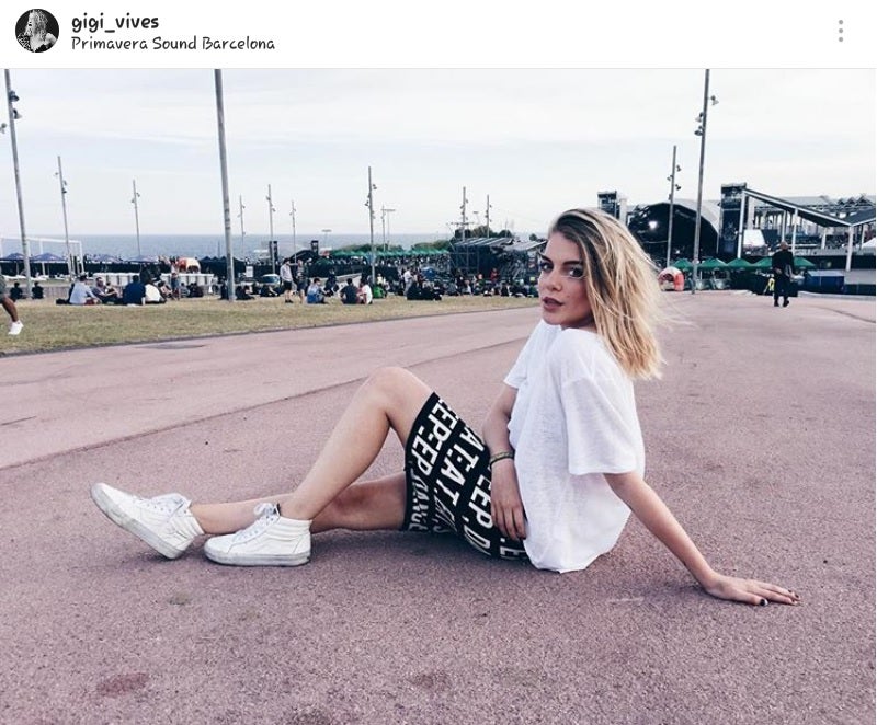 La isntagramera con más de 100K acudía junto con @dulceida al festival con un look de H&M.