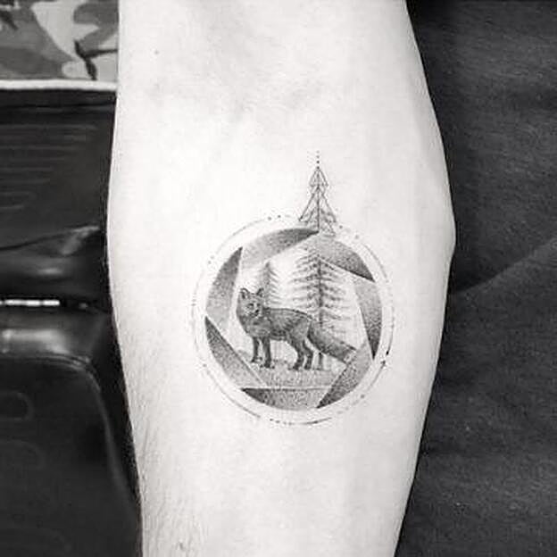 Tatuaje hecho por @_dr_woo_