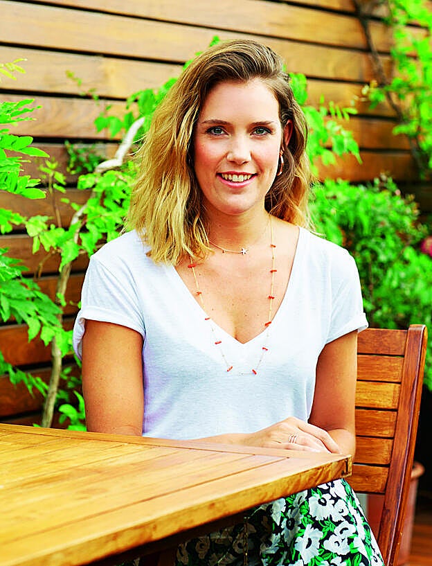 Elvira González Duzqueta, enfermera, 28 años.