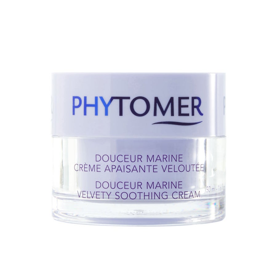 Rica en ingredientes marinos que actúan para reducir la rojez y calmar la sensación de irritación. Fortifica las defensas naturales de la piel contra los agresores ambientales (el clima, la polución, el estrés etc). (62,95 €)