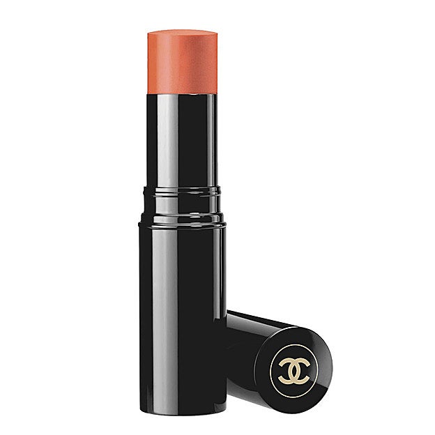 Les Beiges Colorete en stick efecto buena cara nº 22 de Chanel (39,50 €).