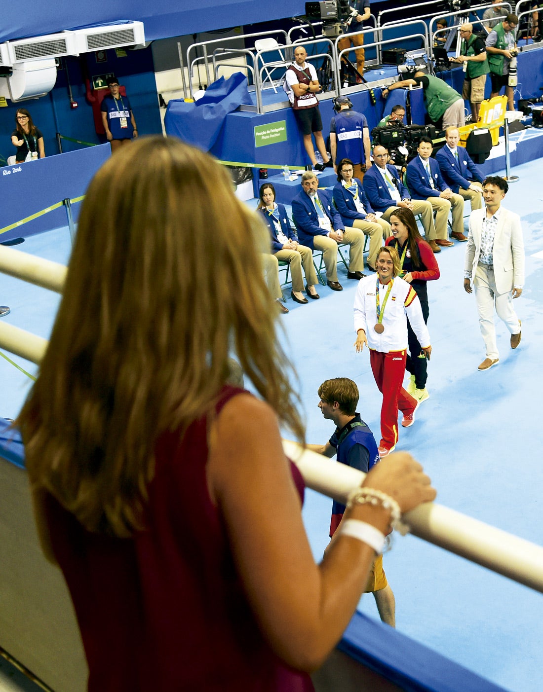 Paqui García, madre de Mireia Belmonte, durante la competición de su hija.