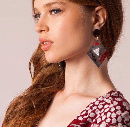 Pendientes Art Déco inspirados en los años '80 de la colección de Patricia Nicolás (Precio: 55 euros)