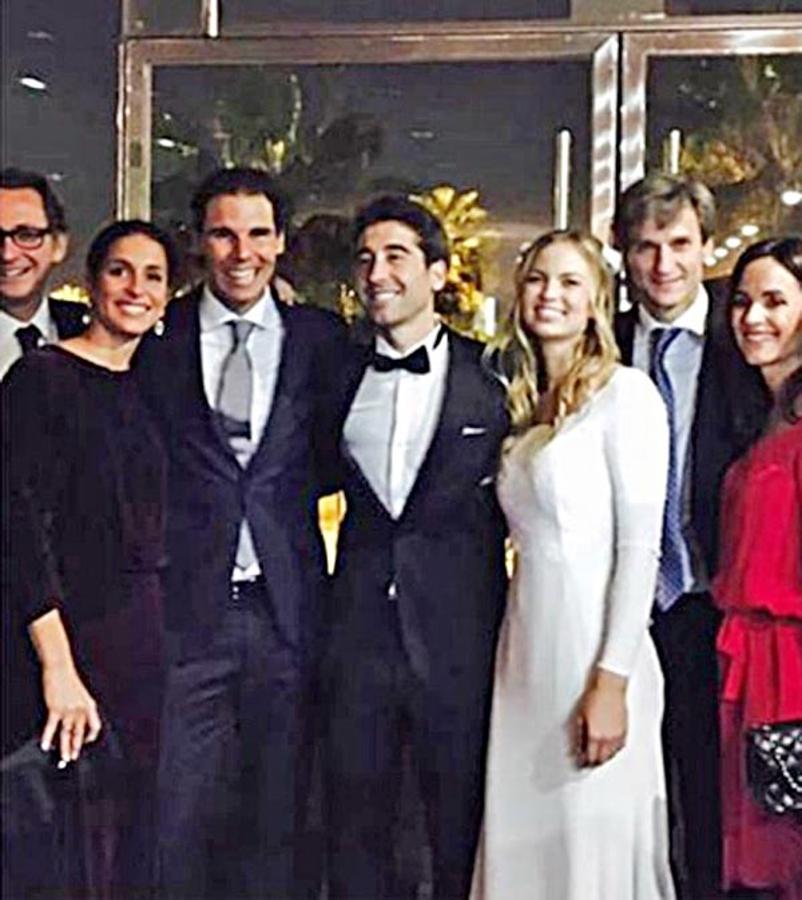 Los doblistas son amigos desde hace muchos años. Nada más que vean a Nadal en la boda de Marc López.