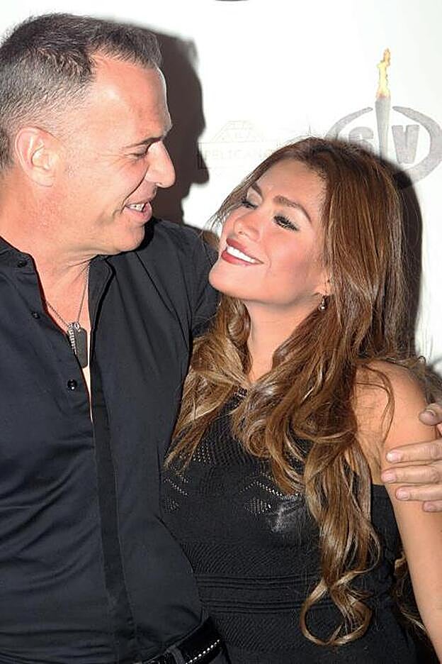 Carlos Lozano y Miriam Saavedra habrían puesto punto y final a su romance.