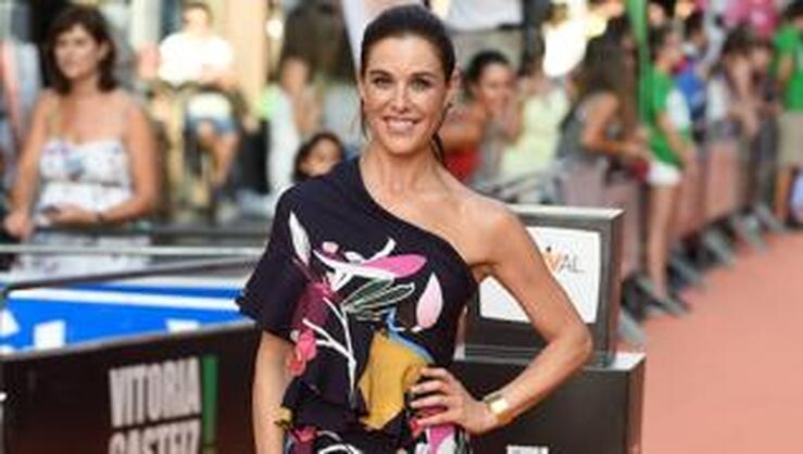 Fotos: Los protagonistas de la segunda alfombra roja del FesTVal de Vitoria