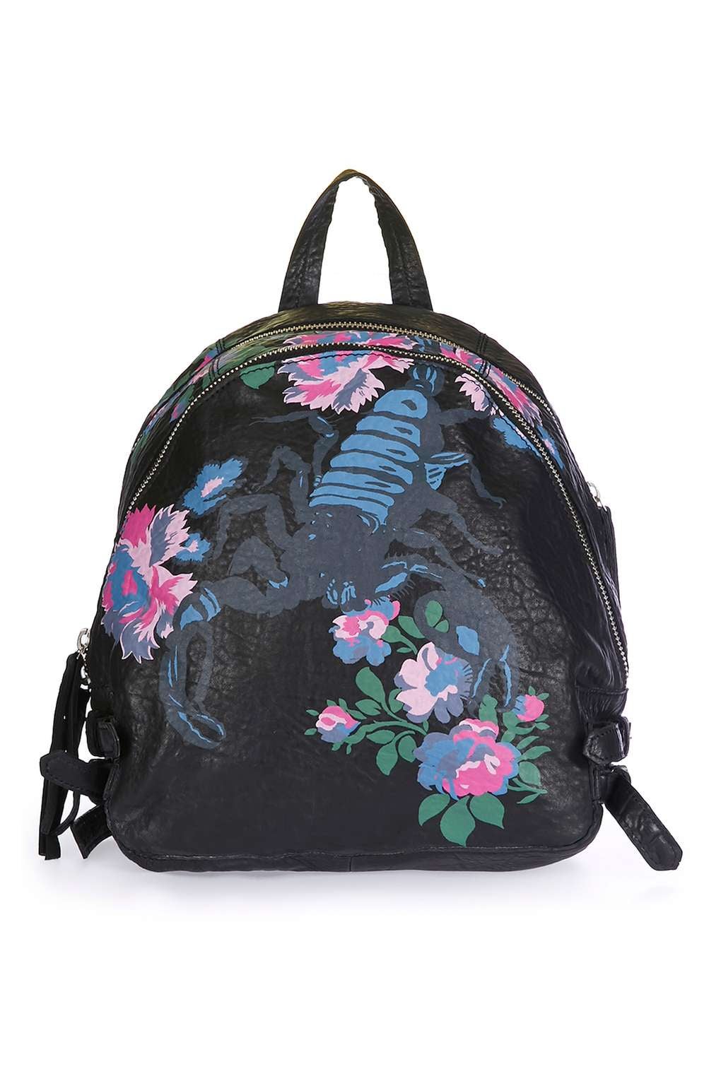 ¿Te atreves con los estampados? Topshop propone esta mochila (Precio: 103 euros)