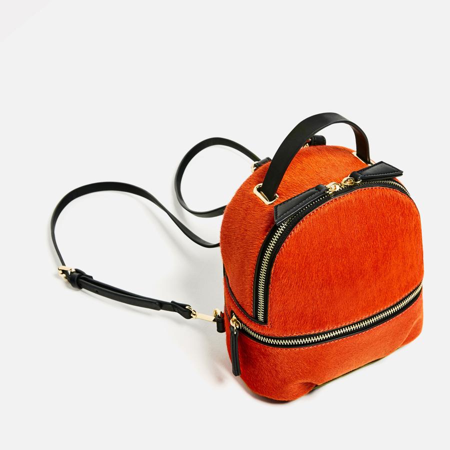 Uno de los modelos más originales de la temporada, disponible en Zara (Precio: 49.95 euros)