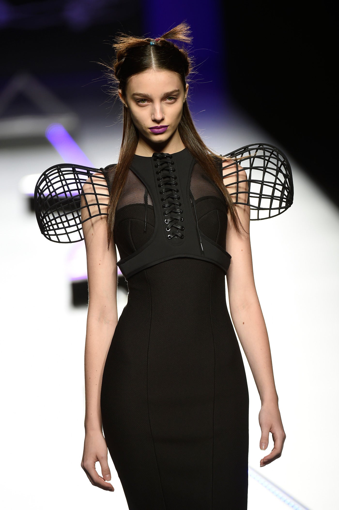 Una línea más canalla y callejera, y otra mucho más delicada.