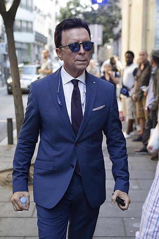 José Ortega Cano, muy preocupado por su hijo.