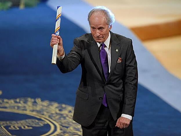 Richard Ford celebra su galardón