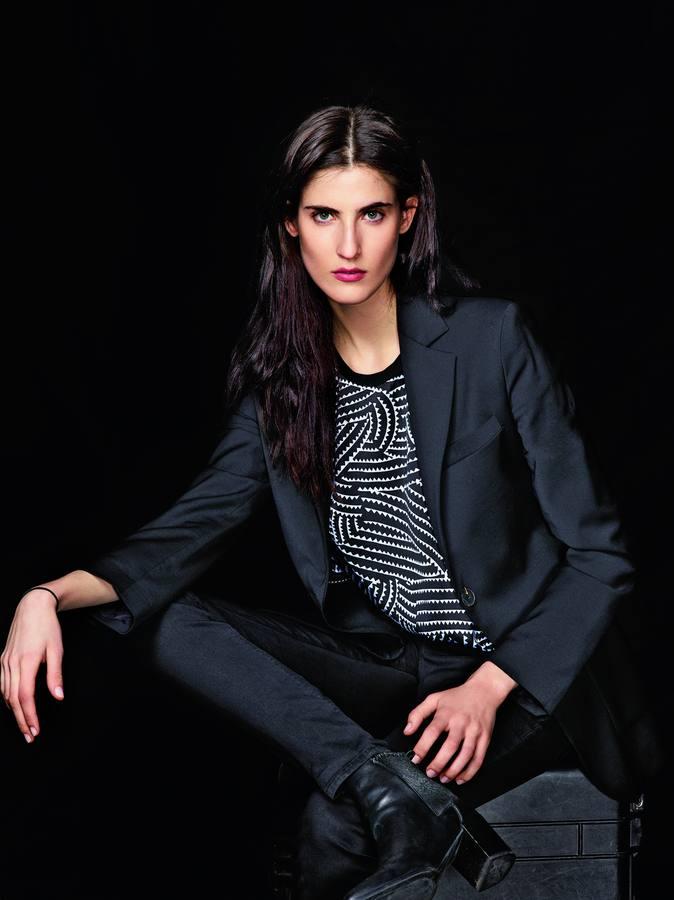 "Todavía sigo pensando qué quiero estudiar", confiesa esta madrileña de 23 años. Ganó el Premio LOréal a la mejor modelo en una de las últimas ediciones de la Madrid Fashion Week. Sorprendido por su belleza, un cazatalentos la descubrió en Facebook y poco después conseguía debutar en la pasarela con Alvarno. Entre sus trabajos más especiales: el desfile para Jean Paul Gaultier y una campaña para Hermès, aunque confiesa que su sueño más inmediato es "desfilar para Saint Laurent".