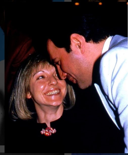 El amor de su vida: Icono homosexual del siglo XX, siempre consideró que el amor de su vida fue Mary Austin. Para ella compuso canción 'Love Of My Live' y le dejó gran parte de sus bienes, incluyendo su mansión Georgiana, levantada en el barrio londinense de Kensington tras un jardín japonés amurallado, y  los derechos de autor.