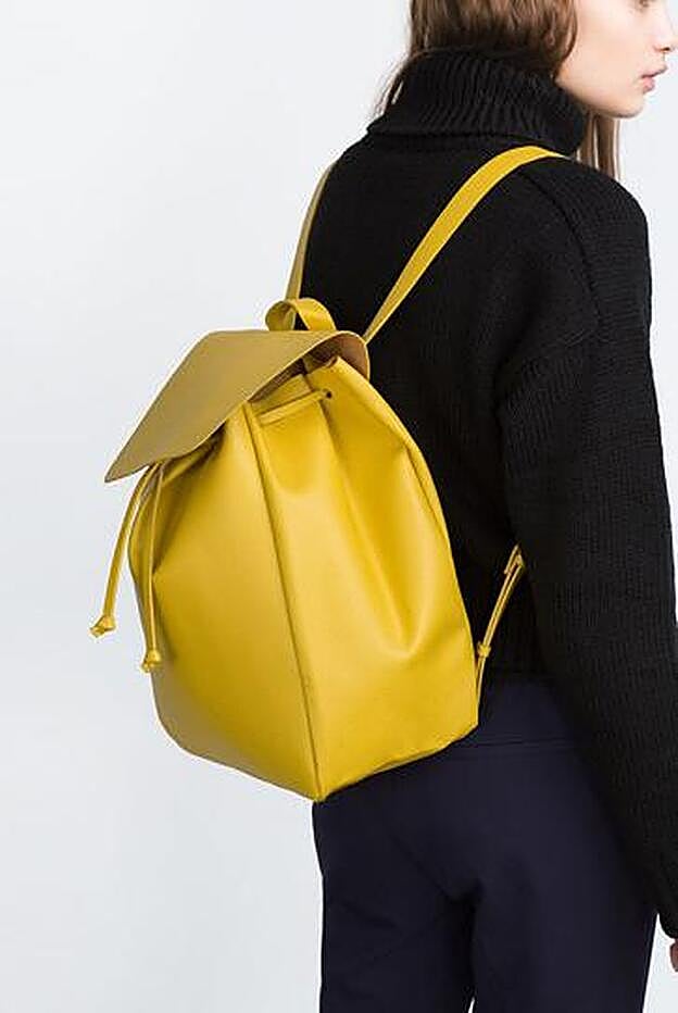 Mochila de Zara (Precio19'95€)