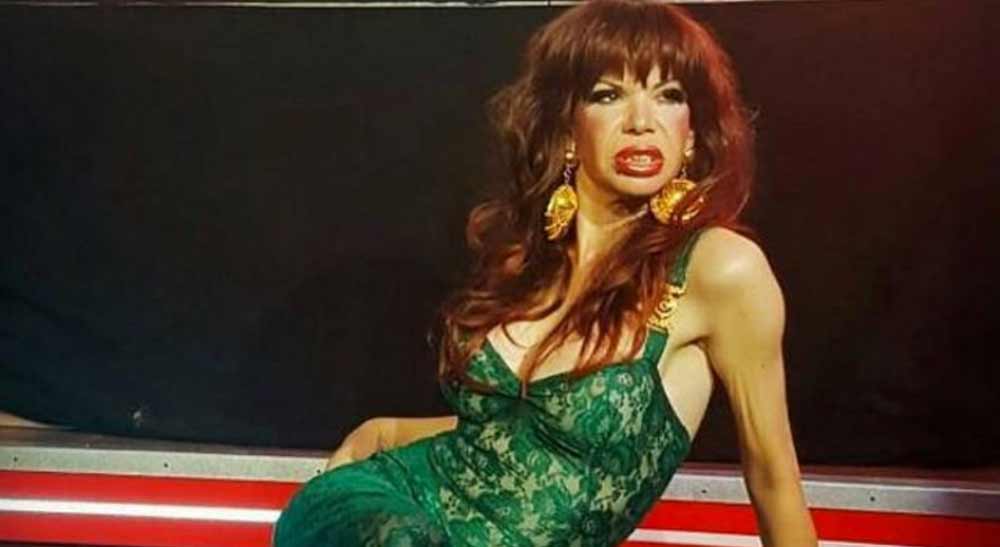 Tras unos días en coma al ser hallada en inconsciente y en extrañas circunstancias en su domicilio, moría en el hospital el 9 de noviembre.