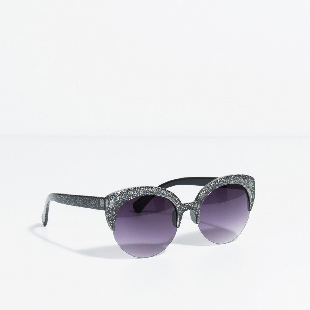 Gafas de fantasía de Parfois (12.99 euros).