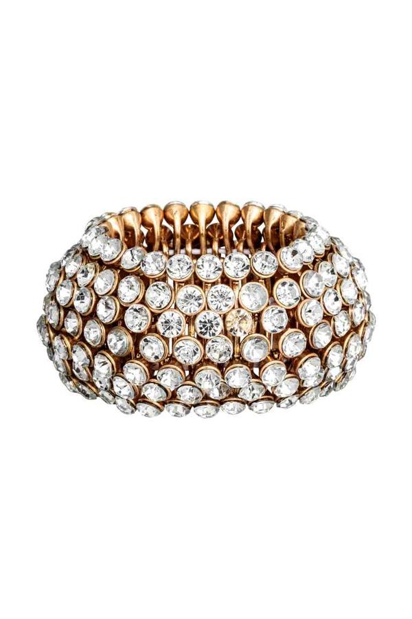 Esta pulsera con strass de H&M solo está disponible online y arreglará todos tus looks. Precio: 13,99 euros