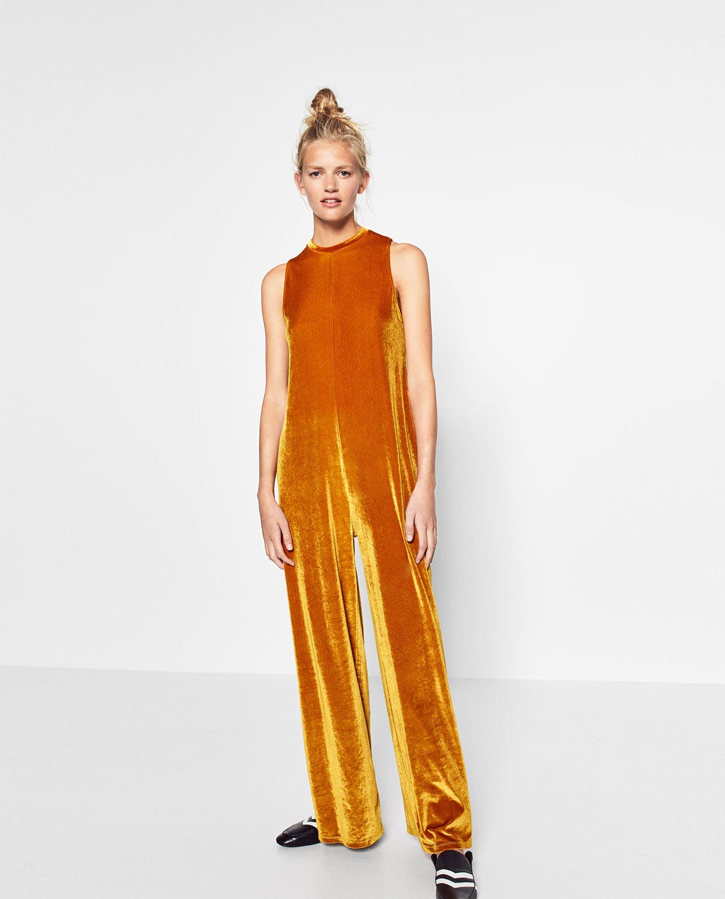 Rebajado de 29.95 a 19.99 euros.