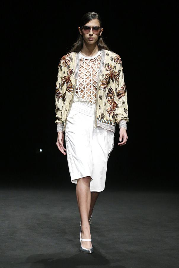 La chaqueta bomber, un imprescindible para la primavera