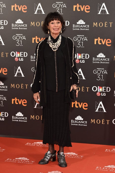 La veterana actriz, con look de Chanel.
