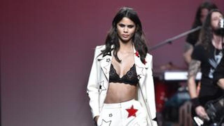 Fotos: MBFWM: desfile de Juana Martín otoño-invierno 2017/18