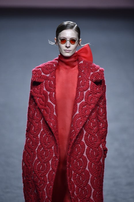 Los turquesas, azules, rojos, blancos y naranjas tiñeron la pasarela de The 2nd Skin Co.