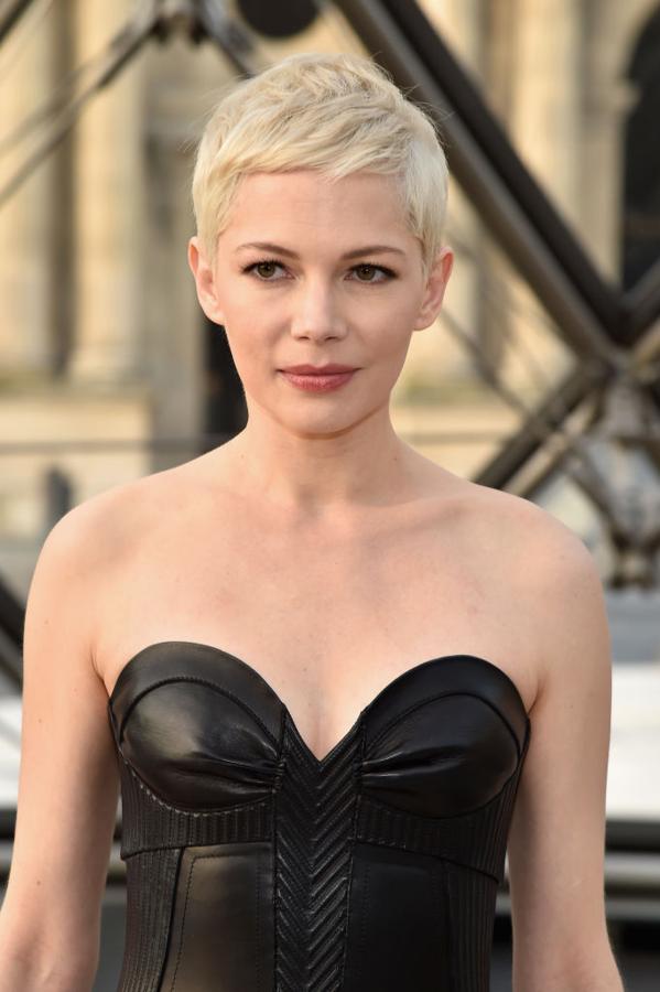 Michelle Williams con un pixie muy cortito, una propuesta muy sexy pero solo apta para las más atrevidas.