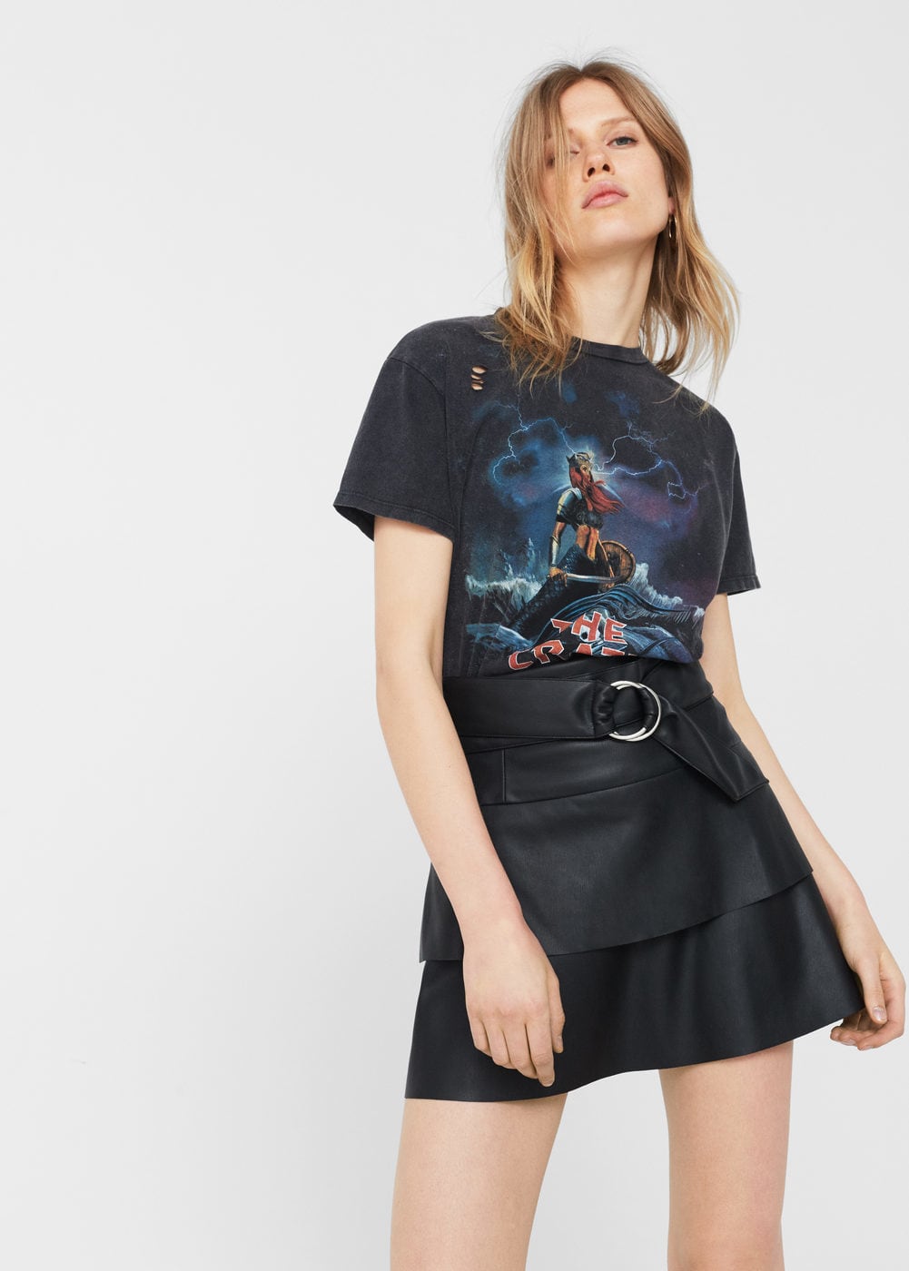 Camiseta con estampado de Mango. Precio: 15,99 euros.