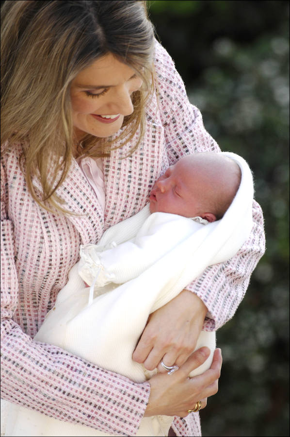 La Infanta Sofía nació a las 16:40 horas del 29 de abril de 2007 en la Clínica Ruber Internacional de Madrid, y fue presentada a la prensa unos días después a las puertas del mismo hopital. La octava nieta de Don Juan Carlos y Doña Sofía es actualmente Infanta de España, y segunda en la línea sucesoria del Rey Felipe VI, por detrás de su hermana mayor, Leonor, la Princesa de Asturias.