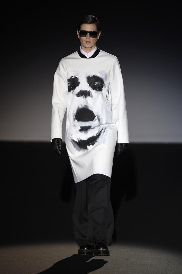 Fue una de sus colecciones más dramáticas que recibió el nombre de'Inferno'