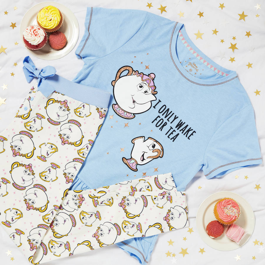 La colección de pijamas y ropa de hogar de 'La Bella y la Bestia' de Primark no nos deja decidirnos por un único modelo...