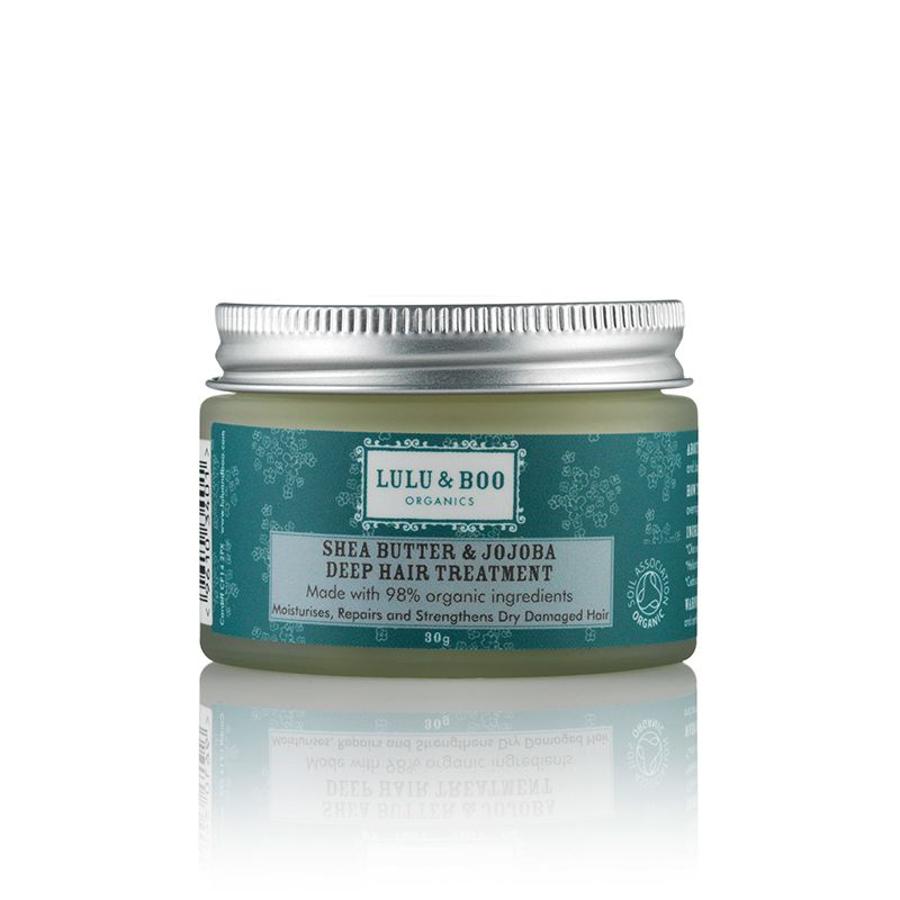 Mascarilla para el pelo seco y dañado que hidrata, repara, y fortalece. Tiene textura mousse, y está elaborada con aceite de coco, jojoba, oliva y karité. No lleva agua, ni siliconas, y en su composición, con un 98% de ingredientes de origen orgánico. (15€, en www.sensiblebio.com)