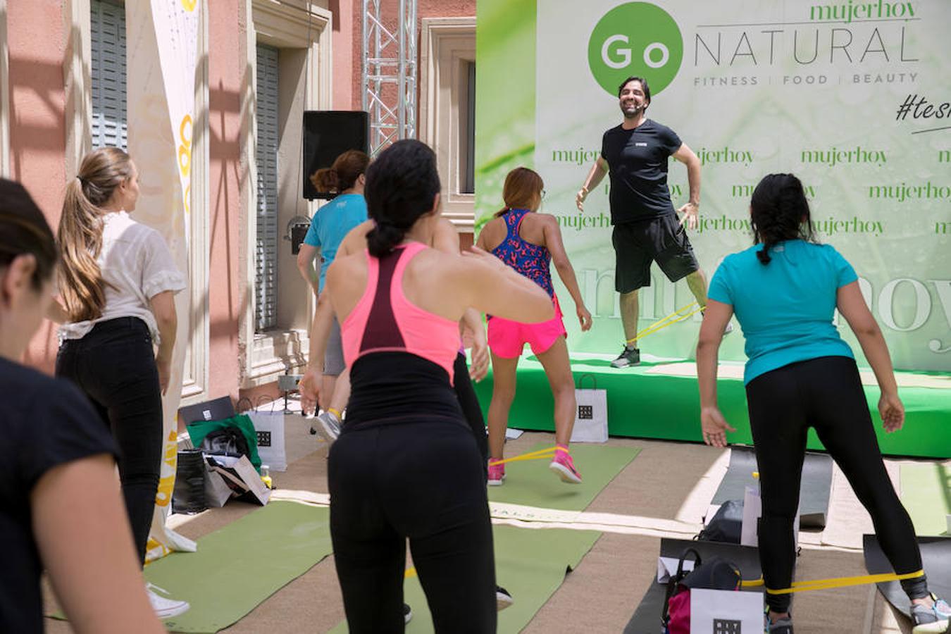 El 'personal trainer' y fundador del centro de fitness Home Wellness dirigió un entrenamiento para conseguir los glúteos perfectos.