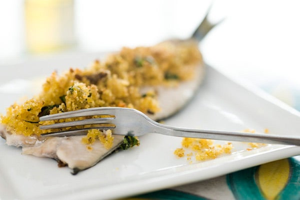 Gracias a ser un pescado rico en omega-3 no podía faltar en nuestra lista. Pídelas de ve en cuando en la terraza que frecuentas para acompañar a los vermut.