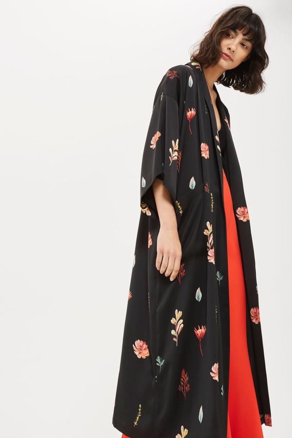 Aunque este de Topshop tampoco se queda atrás. Precio: 98 euros.