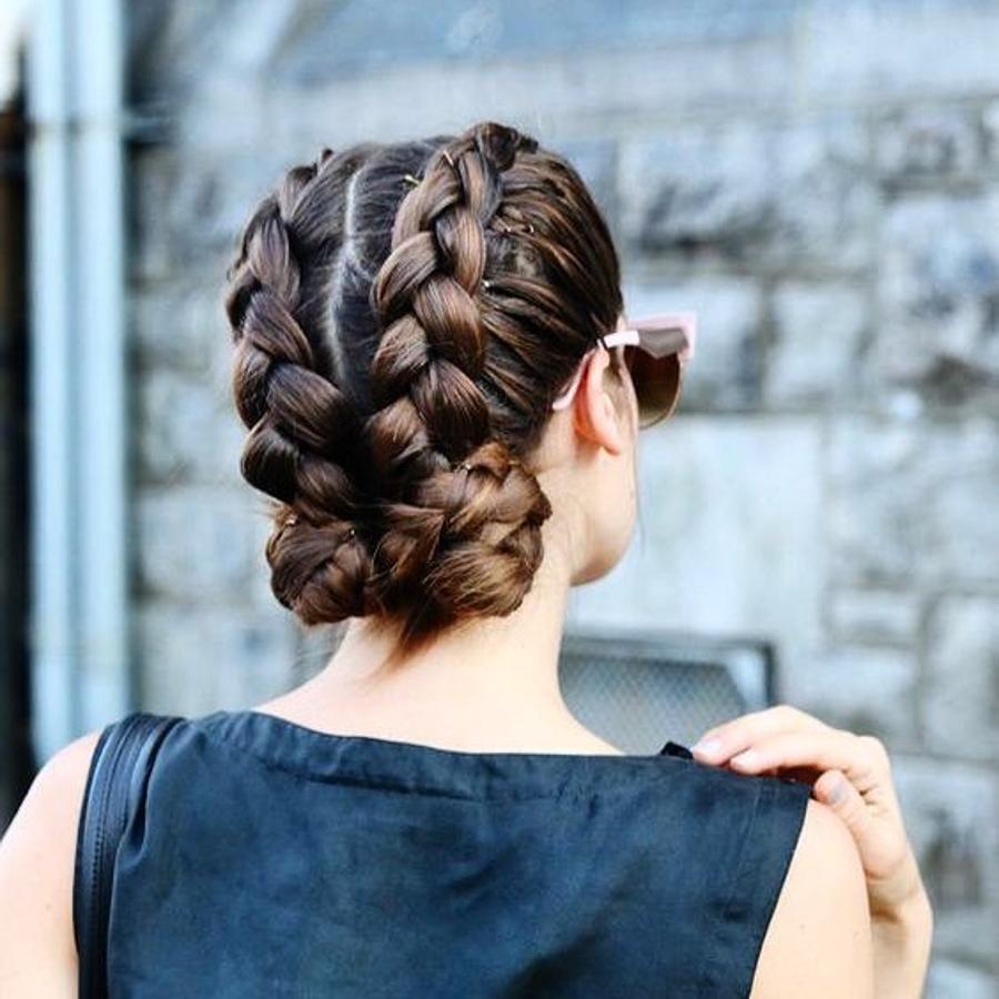 Esta joven lleva casi toda la vida dedicándose al mundo de la estética. Cuenta con una página web, la cuál se llama 'Dream Dry'. (45,3k de seguidores)