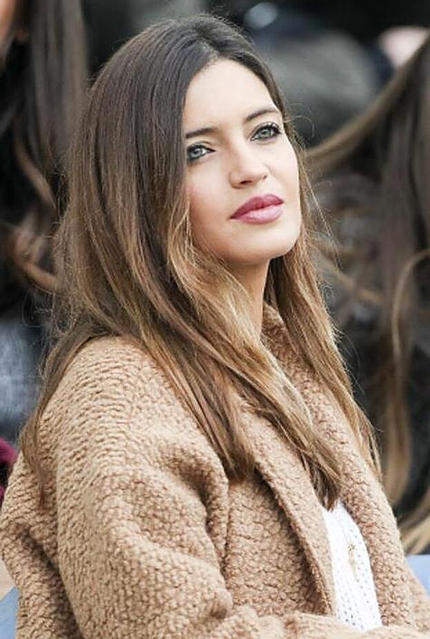 Sara Carbonero, en el centro de la polémica por los peluches de su hijo