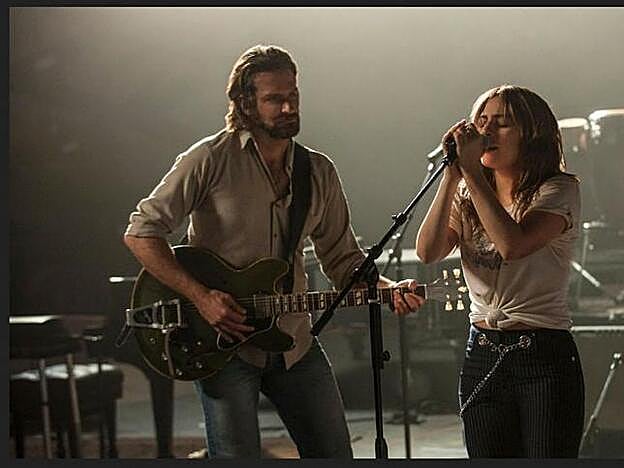 Interpretación de la canción 'Ha nacido una estrella'.