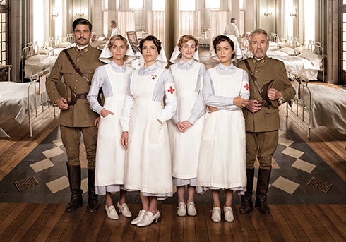 Parte de los protagonistas de la nueva serie de Antena 3: 'Tiempos de Guerra'.